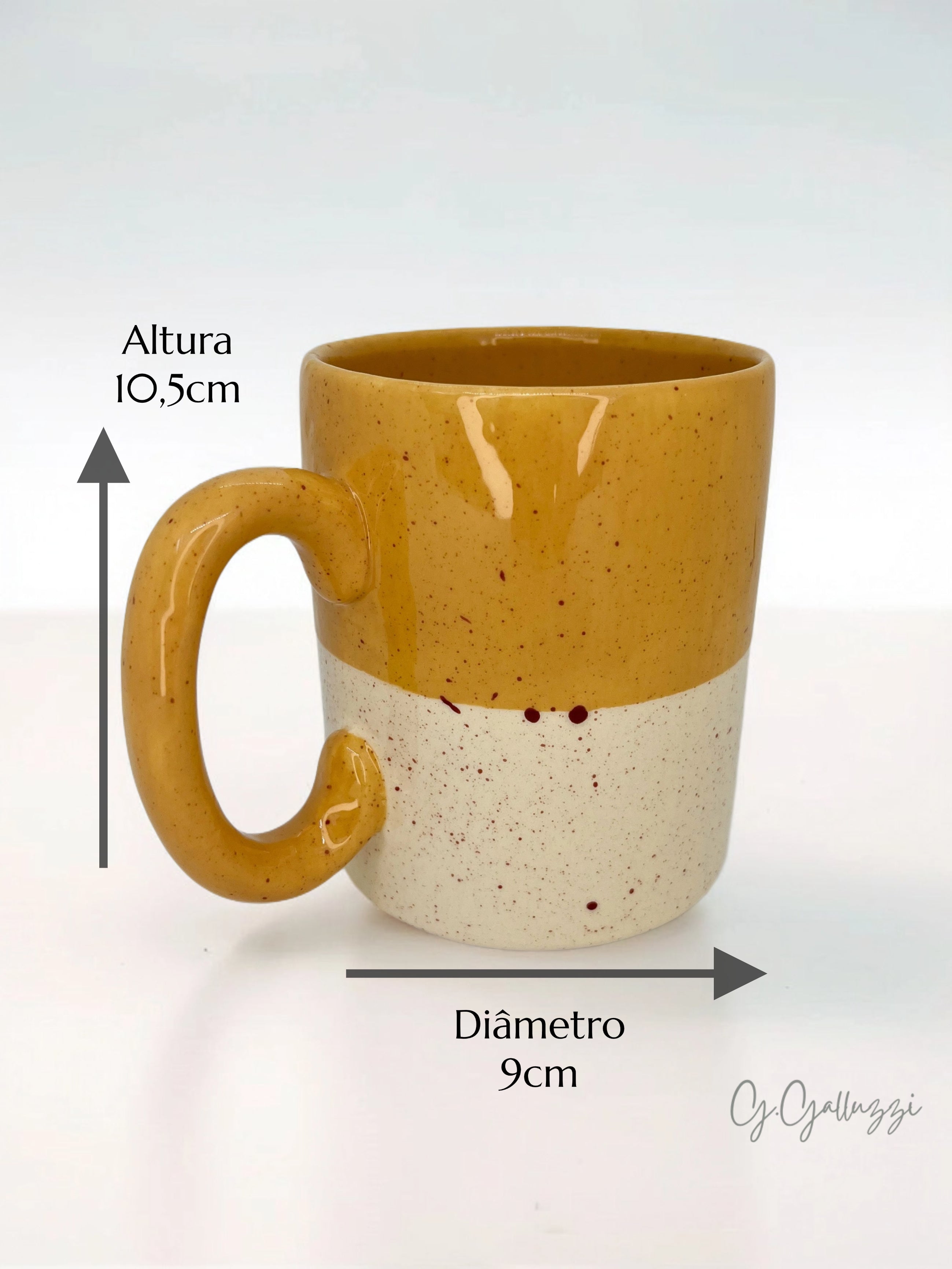 Caneca Dualidade em Cerâmica Artesanal 350 ML Viena