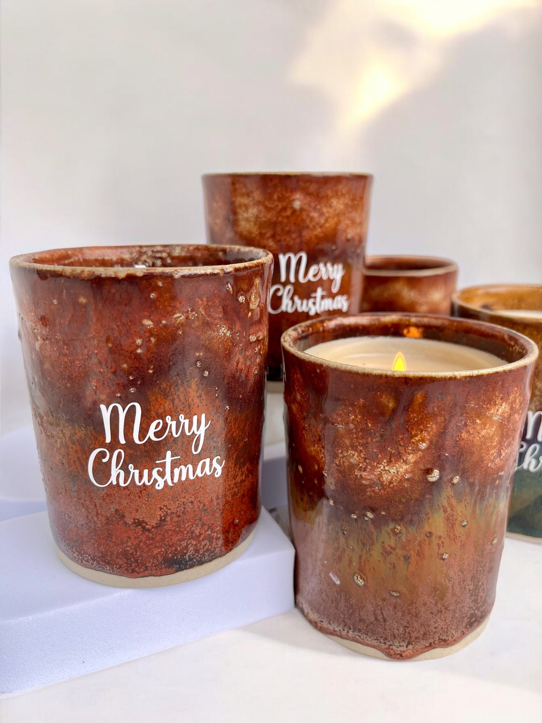 Vela Merry Christmas de Ameixa em Cerâmica | Natal | 250g